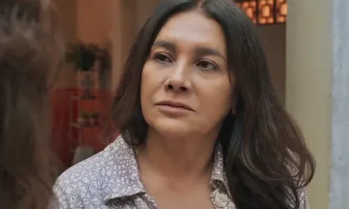 
					Três Graças: Gerluce deixa a prisão e dá a volta por cima após convite
				
				