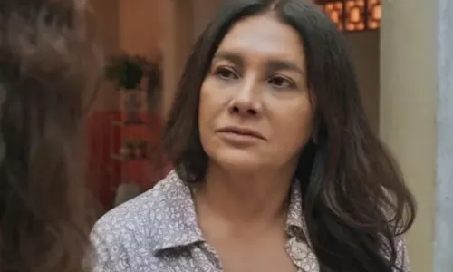 
					Três Graças: Ferette leva golpe do filho e mãe de Gerluce corre risco
				
				