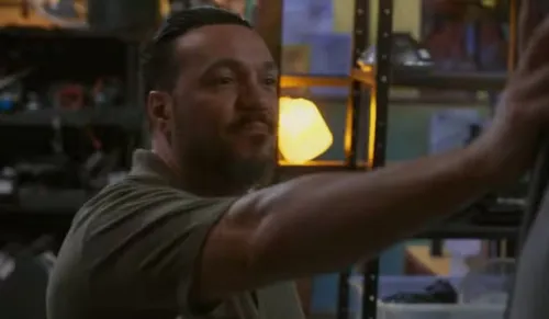 
					'Três Graças': evento de Ferette termina em revelação e atentado
				
				