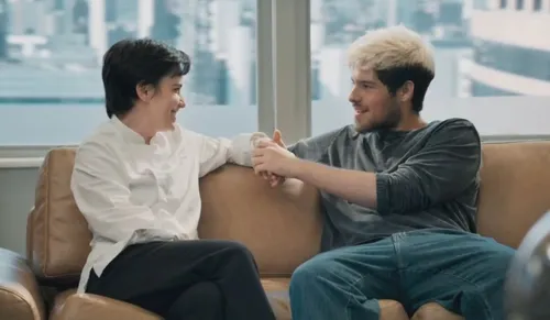 
					'Três Graças': Raul faz indagação e pode ser filho de outra pessoa
				
				