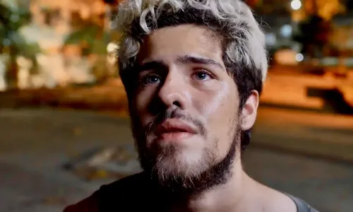 
					Três Graças: Ferette ganha cuspe na cara e toma medida extrema
				
				