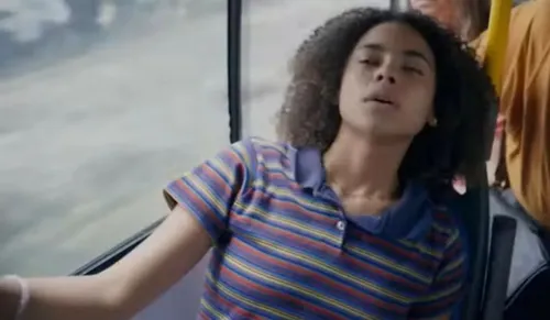 
					'Três Graças': atitude de Joaquim com Joélly faz Lígia desabar
				
				