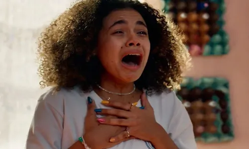 
					Do luxo ao lixo: o destino cruel de Ferette no final de 'Três Graças'
				
				