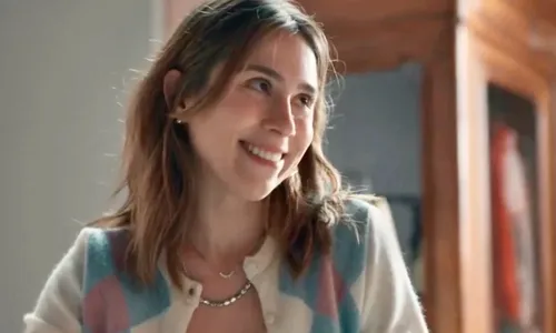 
					Três Graças: Arminda engana Ferette e forma aliança com Joaquim
				
				