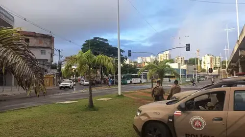 
					Três homens morrem após confronto com policiais militares em Salvador
				
				