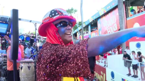 
					Troféu De Hoje a Oito Ibahia: Márcio Victor reage às indicações
				
				