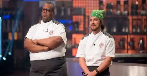 
					Vice-campeão do Masterchef é acusado de calote em encomendas da Páscoa
				
				