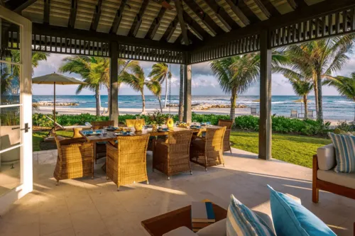 
					Virginia e Vini Jr curtem hotel na Jamaica com diárias de R$ 10 mil
				
				
