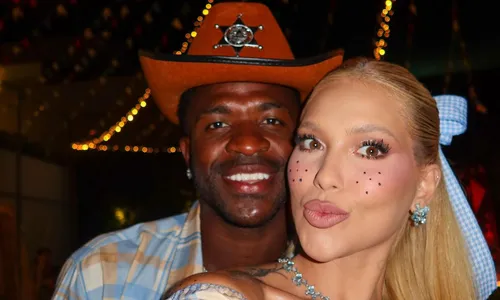 
					Virginia faz festa junina com Vini Jr após reatar namoro; FOTOS
				
				