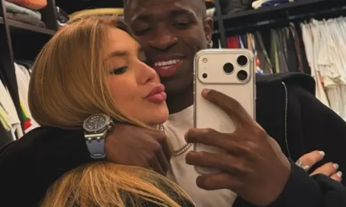 
					Virginia manda novo recado misterioso após término com Vini Jr
				
				