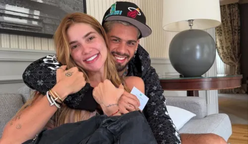 
					Virginia e Zé Felipe entregam indícios e web sonha com volta
				
				