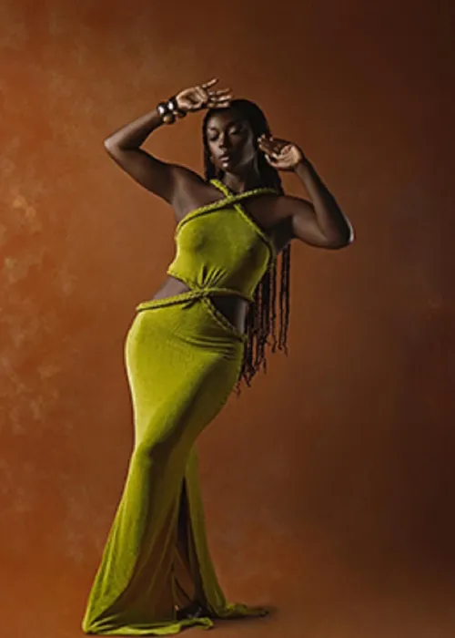 
					A Nobreza do Amor: Miss Angola chega com tudo e tira o sono de Jendal
				
				