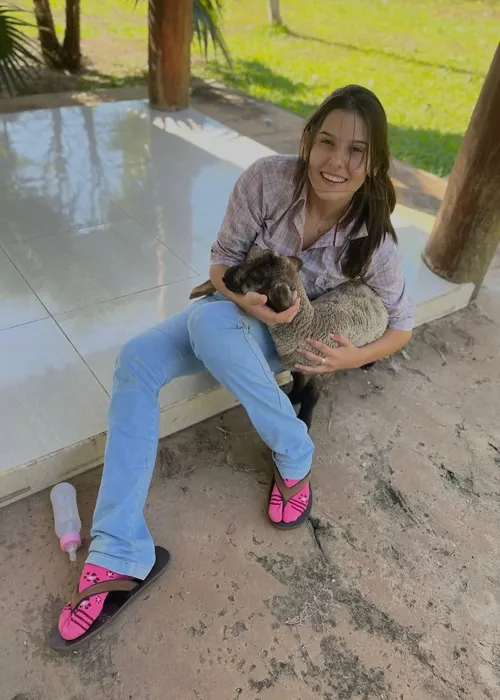 
					Ana Castela resgata fotos da adolescência em desabafo: 'Ninguém via'
				
				