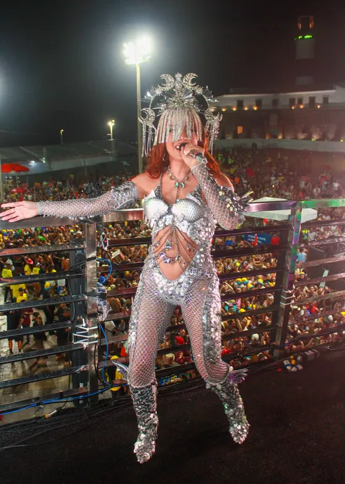 
					Anitta reage a prêmio de 'Melhor Pipoca' do Carnaval de Salvador
				
				