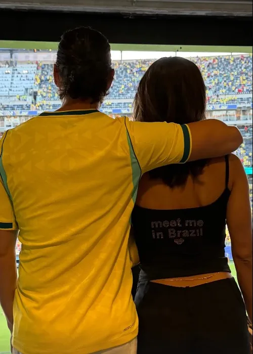 
					Anitta surge em momento íntimo com ex affair de Marina Ruy Barbosa
				
				