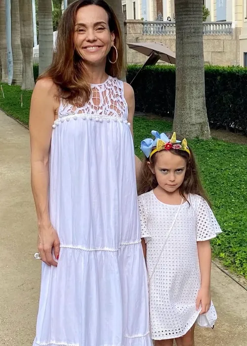 
					Atriz de Chiquititas sofre acidente com a filha e passa por cirurgia
				
				