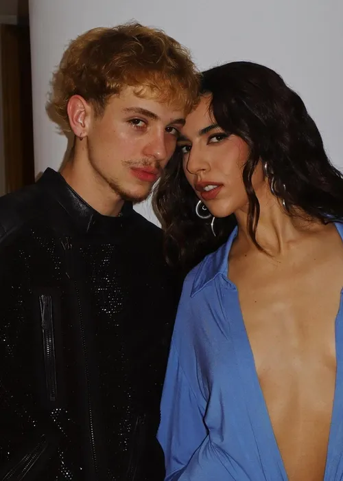 
					BBB: quem é Juliano Floss, namorado de Marina Sena e amigo de Anitta
				
				