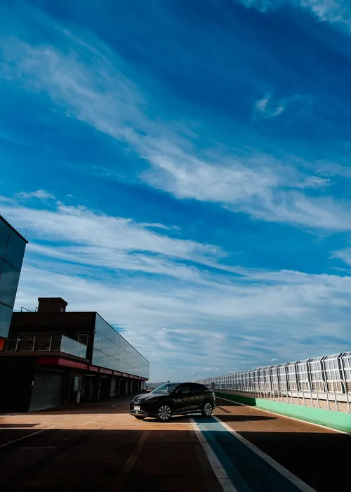 
					BYD Sealion 7 chega ao Brasil: SUV cupê une estilo e força elétrica
				
				