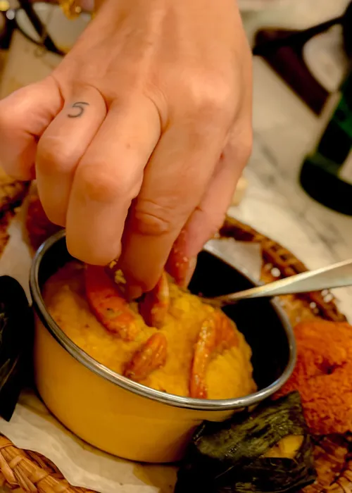 
					Carnaval 2026: Paolla Oliveira causa alvoroço em aeroporto de Salvador
				
				