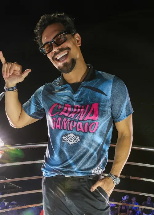 
					Carnaval: Lore Improta troca Léo Santana por Pedro Sampaio no 1º dia
				
				