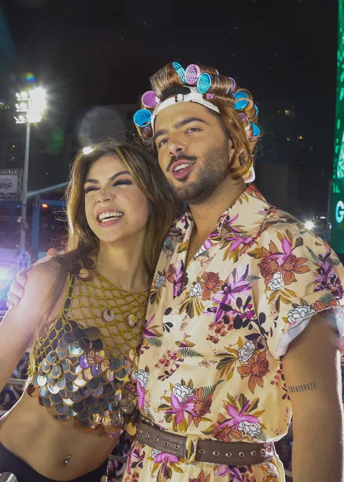 
					Carnaval: Lore Improta troca Léo Santana por Pedro Sampaio no 1º dia
				
				