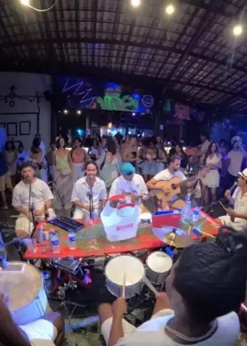 
					De Bienal do Livro a Ana Carolina: Agenda Cultural de Salvador e RMS
				
				