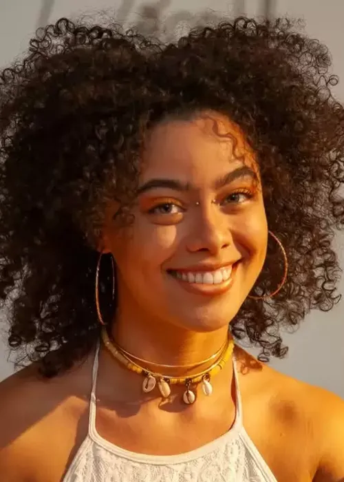 
					De Bienal do Livro a Ana Carolina: Agenda Cultural de Salvador e RMS
				
				