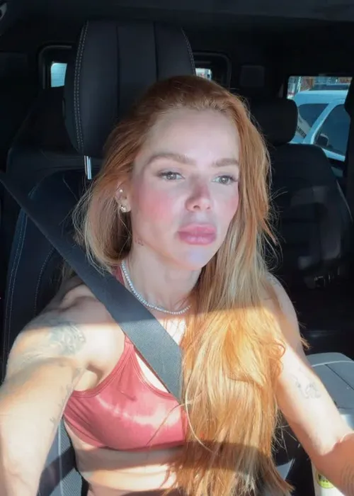 
					Esposa de Ferrugem expõe abusos e depressão em gestação da filha
				
				