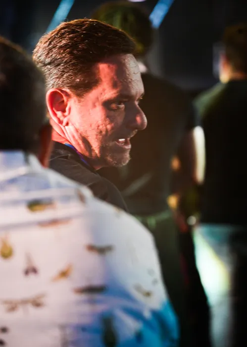 
					Ex-sogro de Ana Castela, pai de Gustavo Mioto curte navio da cantora
				
				