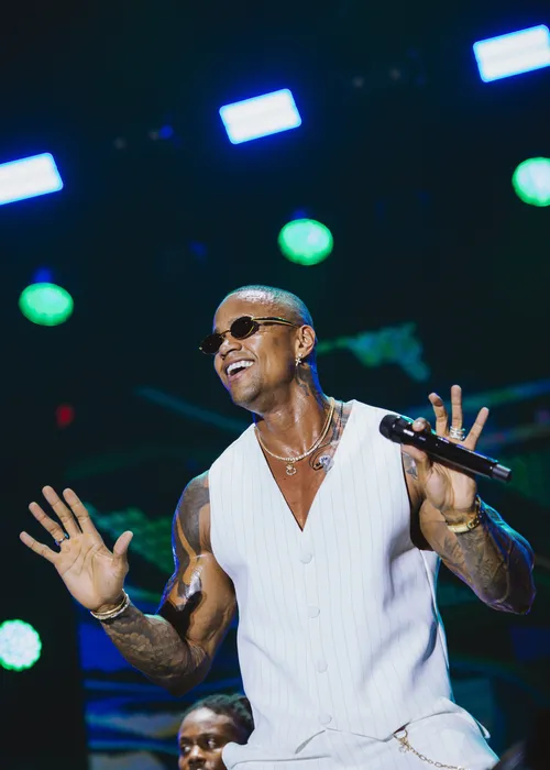 
					Festival de Verão 2026: fotos do 2º dia com Léo Santana e muito mais
				
				