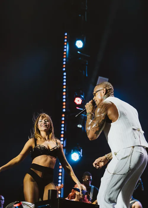 
					Festival de Verão 2026: fotos do 2º dia com Léo Santana e muito mais
				
				