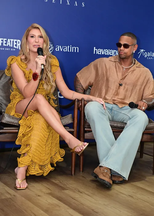 
					Filha de Léo Santana e Lore Improta invade entrevista e rouba a cena
				
				