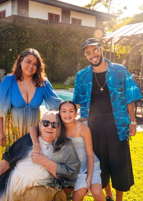 
					Filho de Preta Gil resgata último olhar da cantora em relato emotivo
				
				