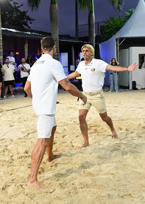 
					Jonas Sulzbach brilha em torneio de beach tennis após deixar o BBB 26
				
				