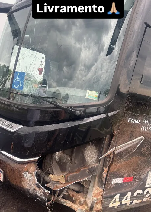 
					Latino é humilhado após surgir com mudança no rosto: 'Diabo'
				
				