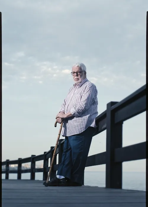 
					Morre Manoel Carlos, autor de clássicos da teledramaturgia
				
				