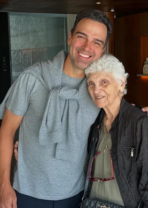 
					Morre a mãe de Tadeu Schmidt, Dona Janira, aos 92 anos
				
				