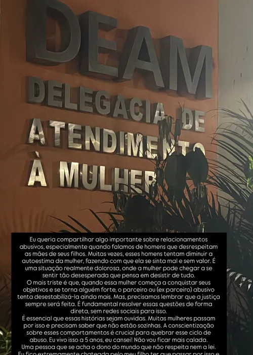 
					Namorada de Belo surge em delegacia após briga com ex-marido; ENTENDA
				
				