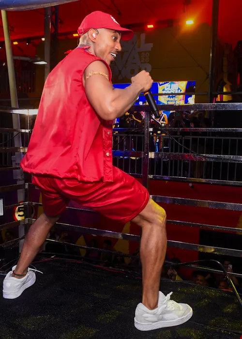 
					O Kannalha reage à ‘guerra’ com Saulo no Troféu De Hoje a Oito Ibahia
				
				