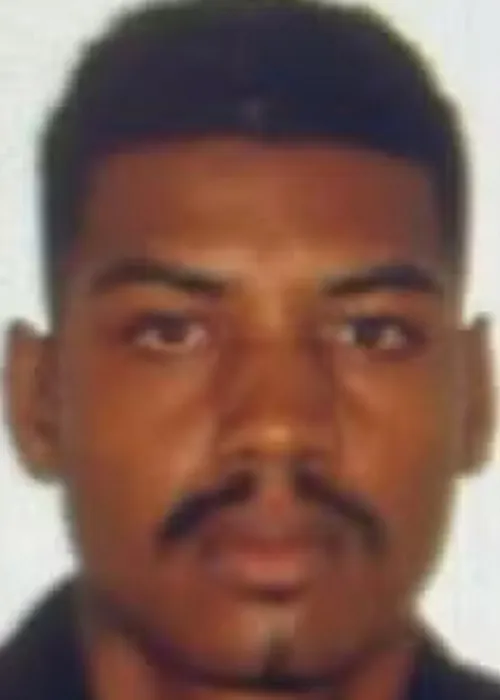 
					Perícia confirma que corpo encontrado é de menina desaparecida na BA
				
				