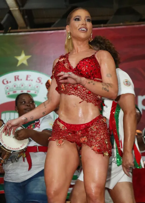 
					Presidente da Grande Rio abre o jogo de retorno de Paolla Oliveira
				
				