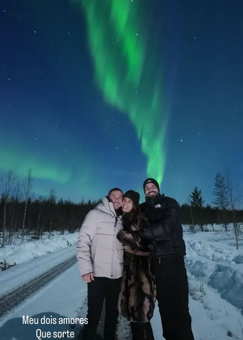 
					Quem são os amigos escolhidos por Anitta em aniversário na Finlândia?
				
				