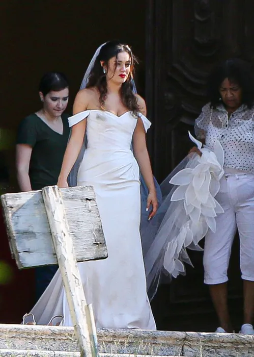 
					Sophie Charlotte grava casamento na reta final de 'Três Graças'; FOTOS
				
				