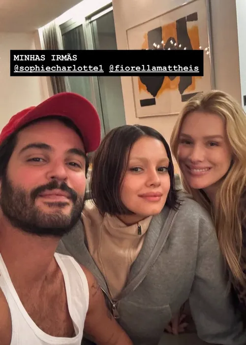 
					Sophie Charlotte muda até sobrancelha em novo visual após Três Graças
				
				