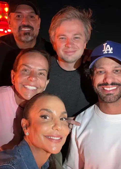 
					Suposto affair de Ivete Sangalo já a acompanha há meses; saiba mais
				
				