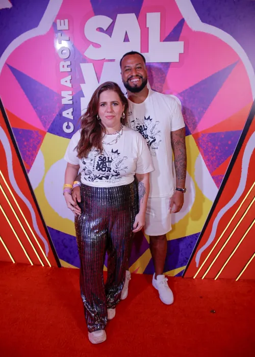 
					Tati Machado explica fala de Ana Maria Braga: 'Ela sabe se virar'
				
				