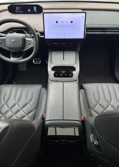 
					Testamos o elétrico GAC Hyptec HT
				
				