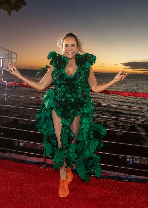 
					Troféu De Hoje a Oito Ibahia: vote no melhor look do Carnaval 2026
				
				