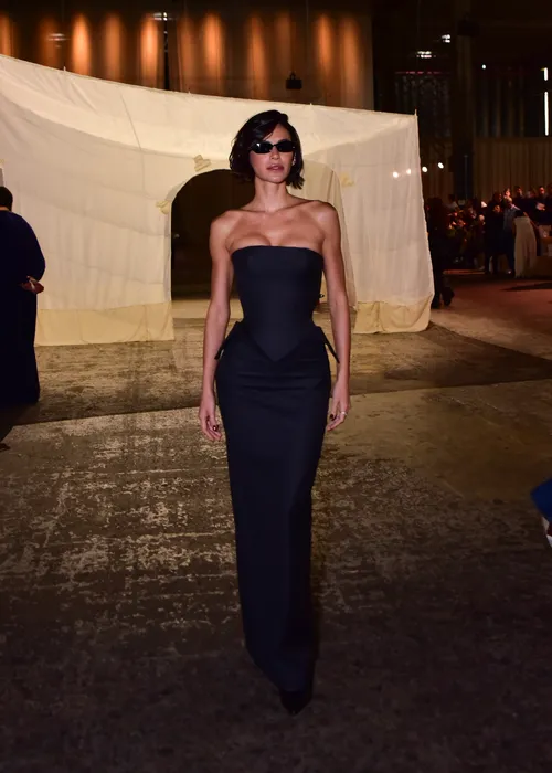 
					Xuxa e Bruna Marquezine choram em desfile de Sasha Meneghel; FOTOS
				
				