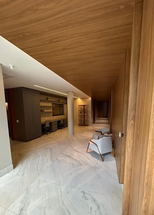 
					Zé Felipe põe mansão que morou com Virginia à venda; valor impressiona
				
				